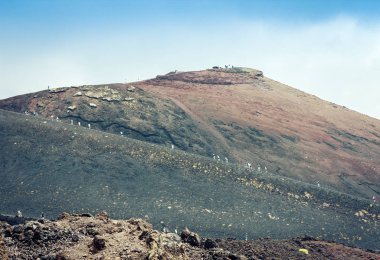 Etna Dağı, İtalya, Sicilya 'nın doğu kıyısında aktif volkan..