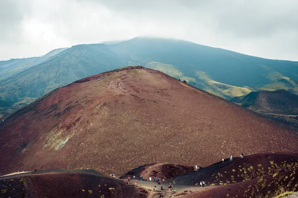 Etna Dağı, İtalya, Sicilya 'nın doğu kıyısında aktif volkan.. — Stok fotoğraf