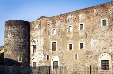 ünlü tarihi eser Castello Ursino, Catania 'daki antik kale, Sici