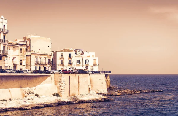 Sicily sunset, view of old buildings in Ortygia (Ortigia) Island — 스톡 사진