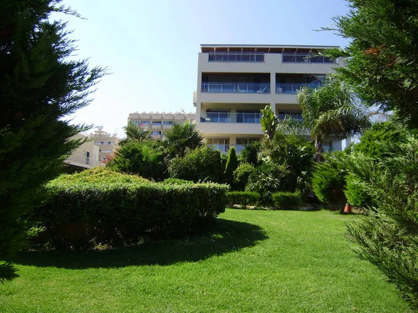 Limasol. Kıbrıs. Akdeniz 'de. Güzel sahil. Turistik bölge. Deniz manzaralı. 