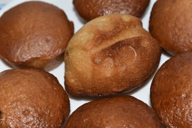  Çocuklar için kıvırcık kurabiyeler.