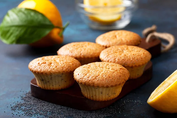 Lemon muffins with poppy — Stock Photo, Image