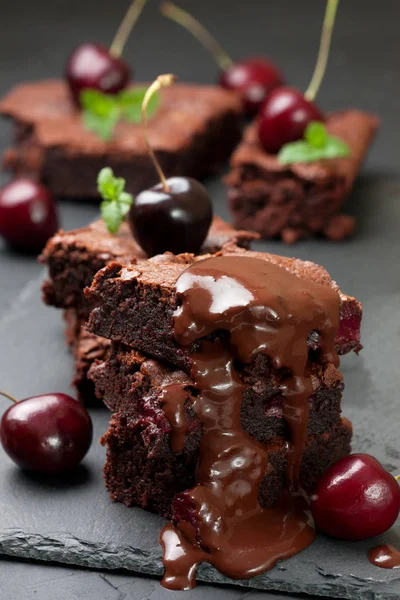 Brownies s višněmi — Stock fotografie