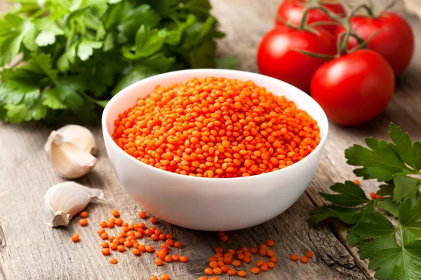 Red lentils and vegetables — Stock Photo, Image