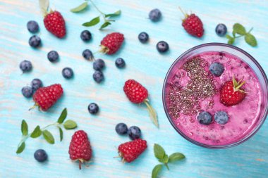 Yaban mersini ile smoothies 