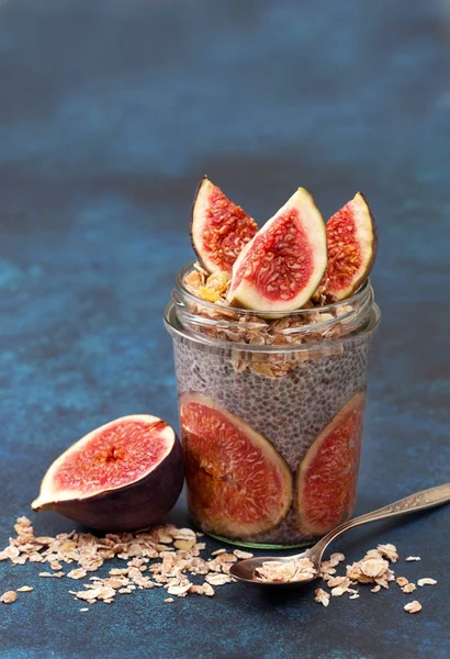 Chia puding incir ile