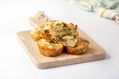 Brokoli peynir alıntılar (muffins)