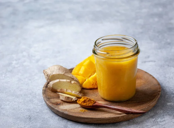 Mangolu detoks içeceği