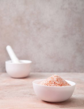 pembe Himalaya tuzu