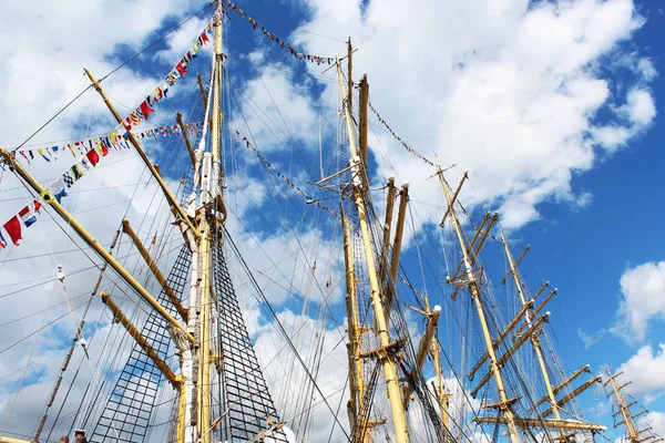 Scheepsmasten Tegen Lucht — Stockfoto