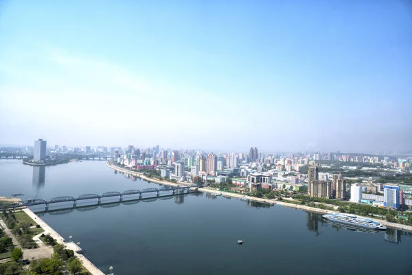 Pyongyang panoramik manzaralı sabahları. Kuzey Kore - Kuzey Kore. 02 Mayıs 2017.