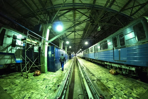 Moskvas tunnelbanetåg i ”Izmailovo” depot. 09 juni 2017. Moskva. Ryssland — Stockfoto