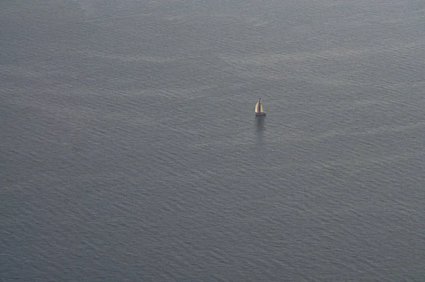 Top view of sailing boat — Stock Photo, Image