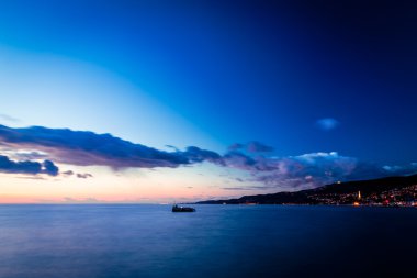 Kale ve deniz feneri Trieste