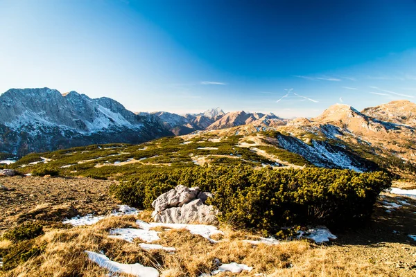 Dia de inverno nos alpes italianos — Fotografia de Stock