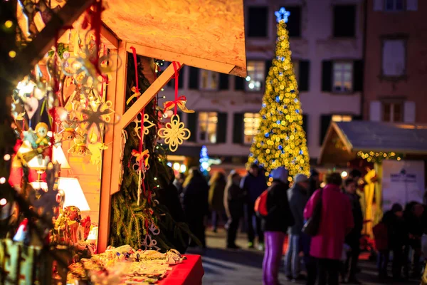 Weihnachtsmarkt in Italien — Stockfoto