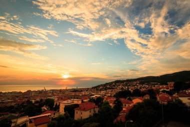 Trieste şehir on Sunset