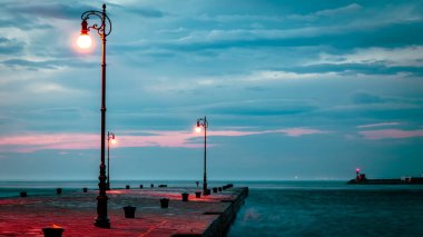 Trieste şehir rüzgarlı gün