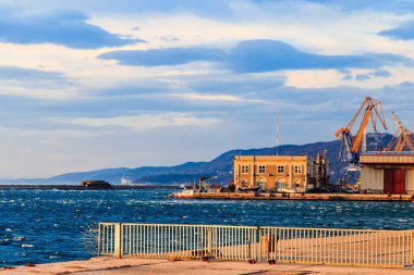 Trieste şehir rüzgarlı gün