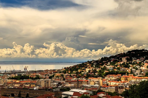 Storm over the city of Trieste — Stock Photo, Image