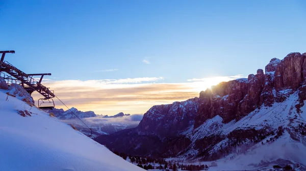 Італійський Dolomiti готова лижного сезону — стокове фото