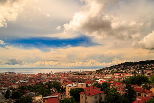 Storm over the city of Trieste — Stock Photo, Image