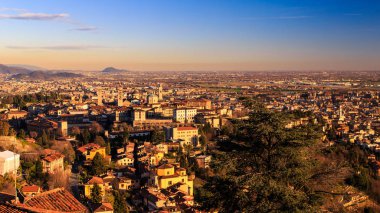 Bergamo renkli günbatımı
