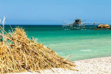 bir yaz günü İtalyan sahil