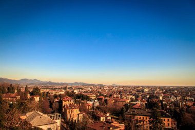 Bergamo renkli günbatımı