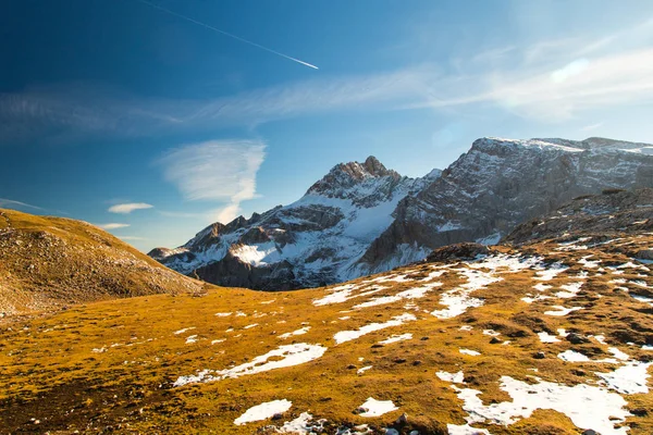 Manhã de outono nos alpes — Fotografia de Stock