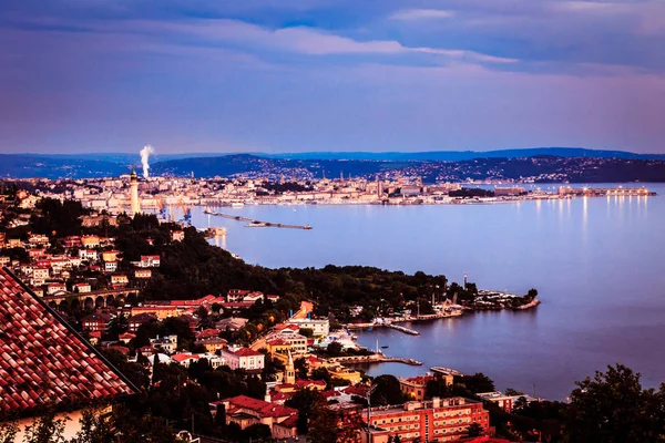 trieste Körfezi akşamları
