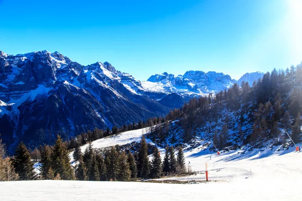 Dolomiti di Brenta in a winter day — Stock Photo, Image