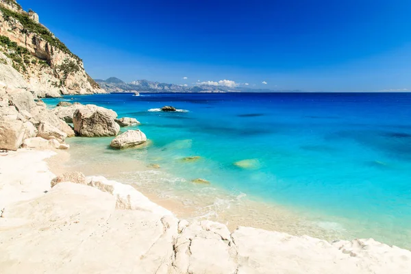 Den vackra Cala Goloritze i Sardinien — Stockfoto