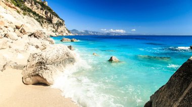 Güzel Cala Goloritze Sardunya