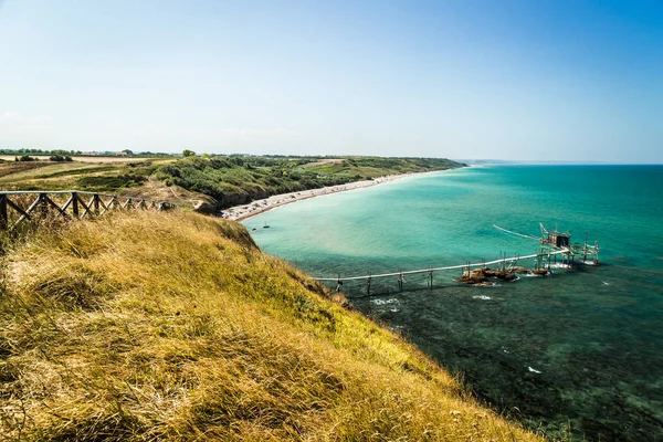 Літній день на березі моря, Абруццо, Італія — стокове фото