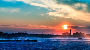 Trieste şehir rüzgarlı gün