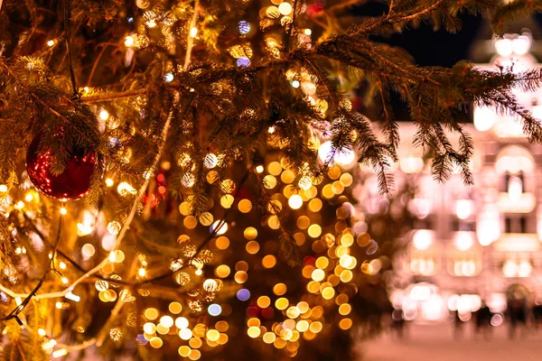 Bola de Navidad en la plaza de Trieste —  Fotos de Stock