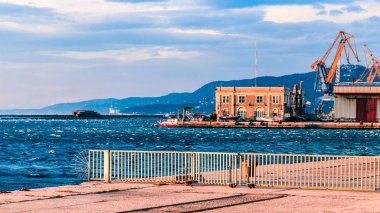 Trieste şehir rüzgarlı gün