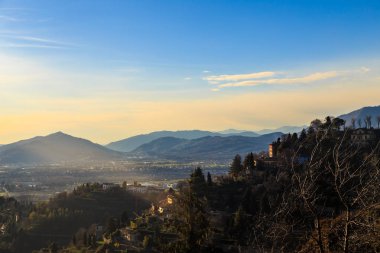 Bergamo renkli günbatımı