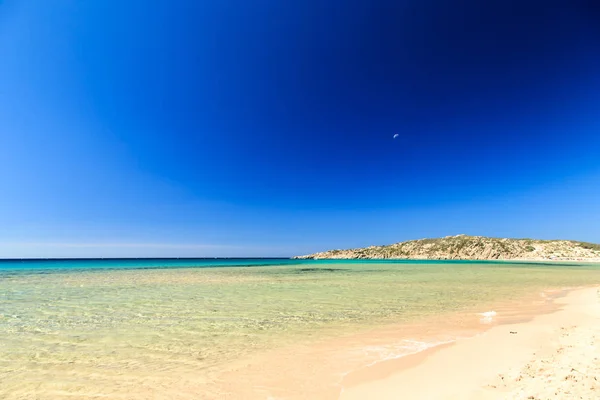 La playa de Chia su Giudeu, Cerdeña — Foto de Stock