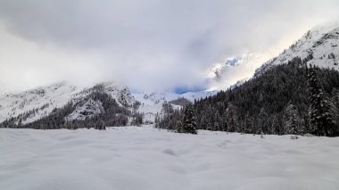 Val Fiscalina fırtınada
