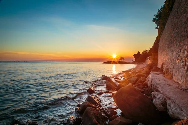 Захід сонця на морі, Трієст — стокове фото