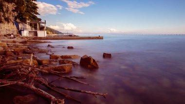 Denizde, Trieste günbatımı