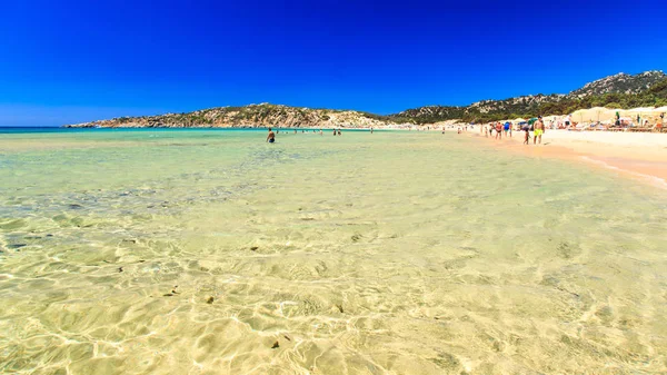 La playa de Chia su Giudeu, Cerdeña — Foto de Stock