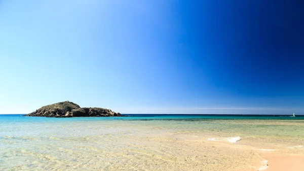 海滩的嘉苏 Giudeu 撒丁岛 — 图库照片