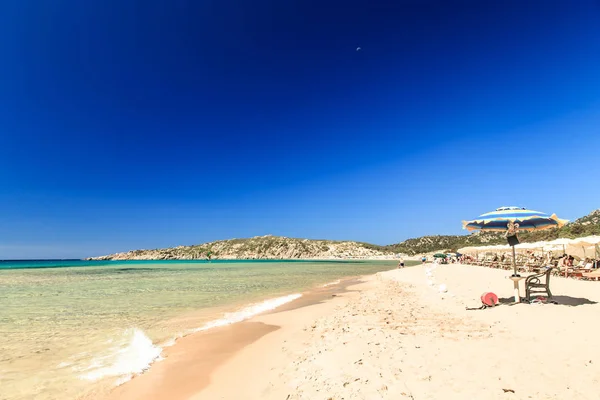 La playa de Chia su Giudeu, Cerdeña — Foto de Stock