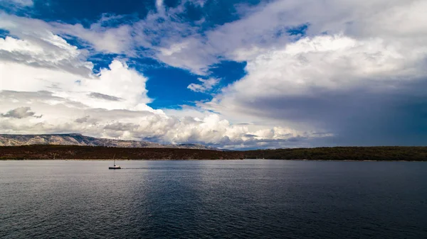 Split deniz fırtınada — Stok fotoğraf