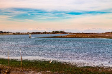Grado göl günbatımı bahar
