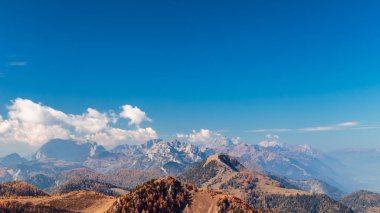 Julian Alpleri 'nde Güz